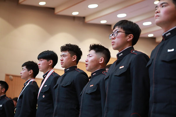 陸上自衛隊高等工科学校卒業式