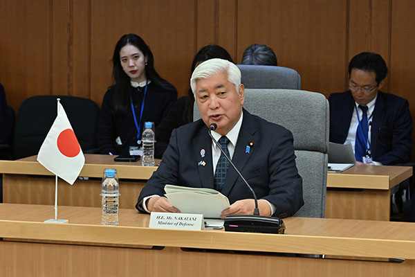 ルッテＮＡＴＯ事務総長との会談