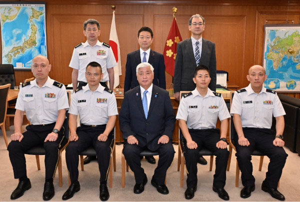 MFO司令部要員の辞令交付式