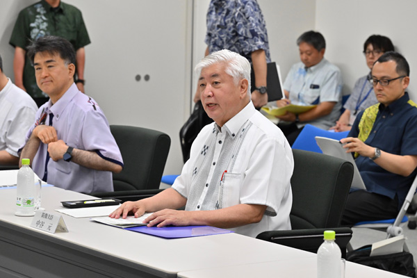 基地関連市町村長（４市町村）との面談