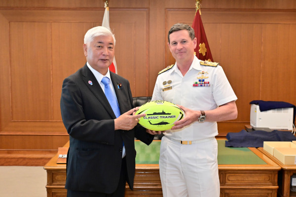 ハモンド豪海軍本部長による中谷防衛大臣表敬