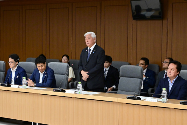 防衛力抜本的強化に関する有識者会議
