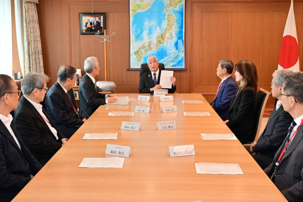防衛力抜本的強化に関する有識者会議