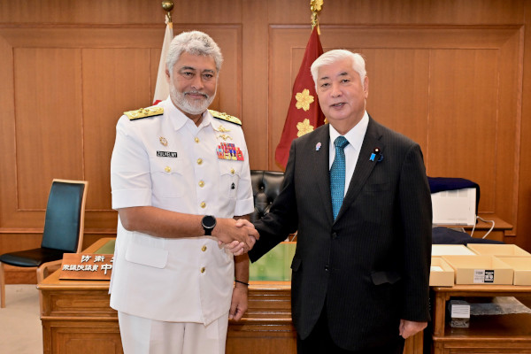 ズルヘルミー・マレーシア海軍司令官による中谷防衛大臣表敬