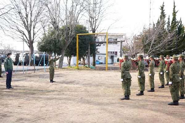 部隊視察