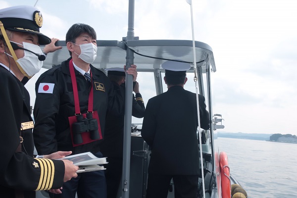 部隊視察