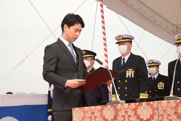 潜水艦「たいげい」引渡式・自衛艦旗授与式への出席