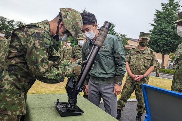 部隊視察