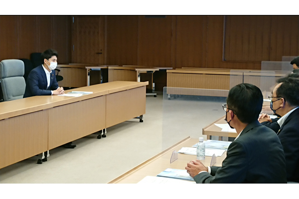 北海道基地協議会からの表敬