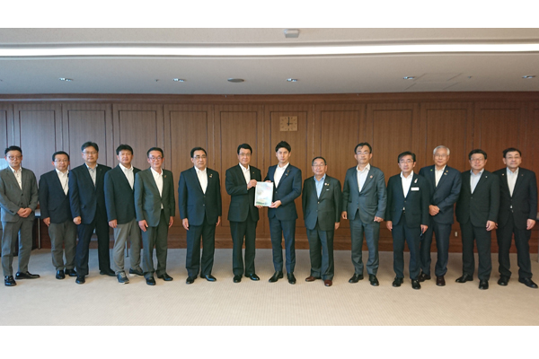 北海道基地協議会からの表敬