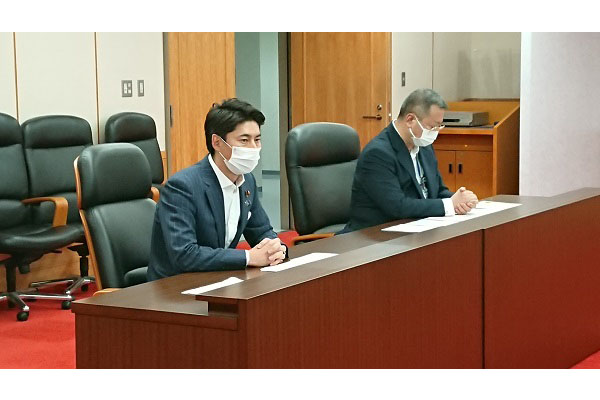 千歳市における自衛隊の体制強化を求める期成会及び千歳市、千歳市議会議員からの要請