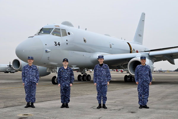 海上自衛隊厚木航空基地の視察