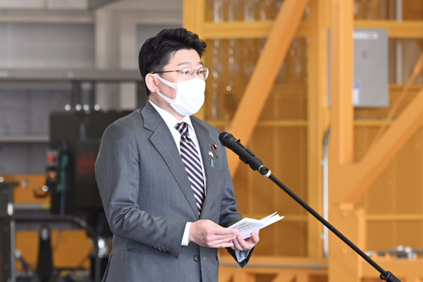 ウクライナ被災民救援空輸隊の出国行事への出席