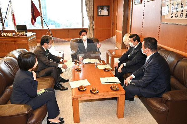 自由民主党北海道支部連合会からの要請