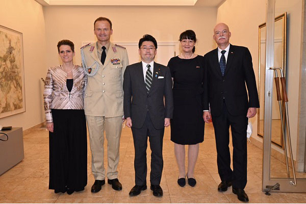 ドイツ軍記念日レセプション出席