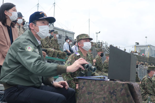 陸上自衛隊富士総合火力演習（学校予行）の視察