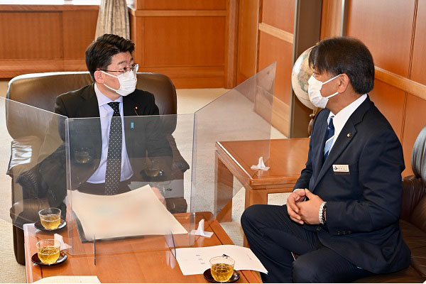 沖縄県うるま市長からの要請