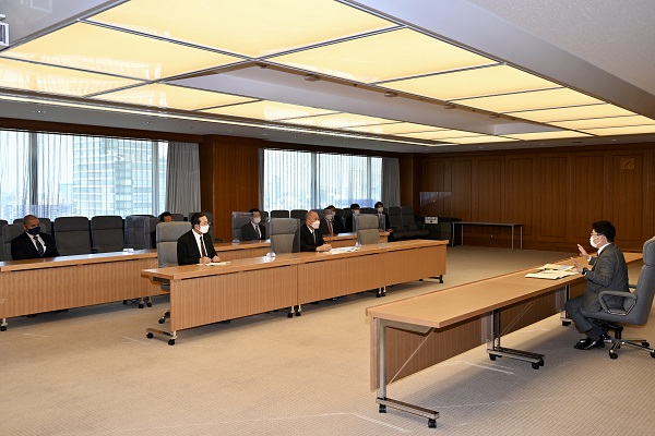 鹿児島県瀬戸内町自衛隊基地対策推進協議会からの要請