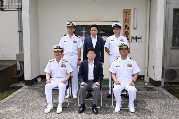 部隊視察（2/3）