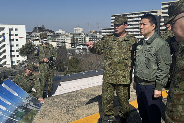 部隊視察
