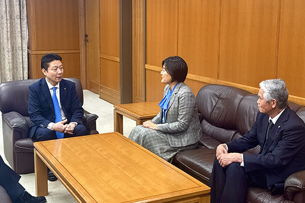 群馬県榛東村長及び同村議会議長からの表敬