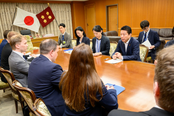 フィンランド外国貿易・開発大臣と本田副大臣の面会