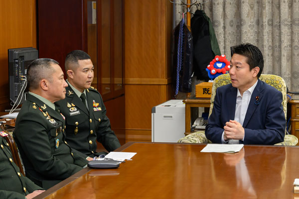 タイ王国軍司令官による本田副大臣表敬
