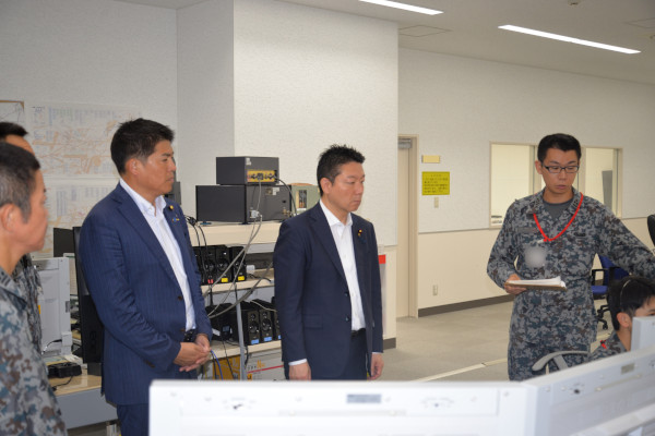 部隊視察