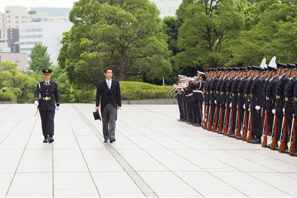 井野防衛副大臣着任式