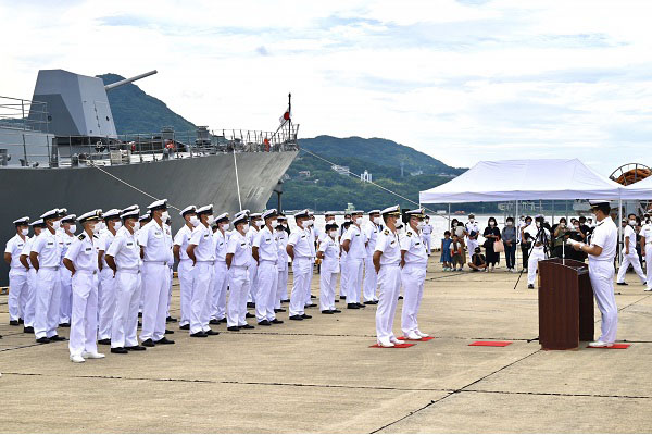 第４３次派遣海賊対処行動水上部隊出国行事への出席