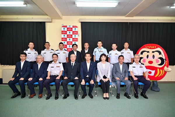 自衛隊群馬地方協力本部の視察