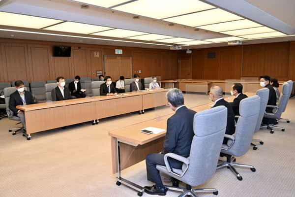 沖縄県名護市長等からの表敬