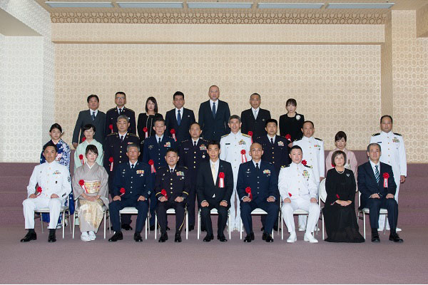 「国民の自衛官」表彰式