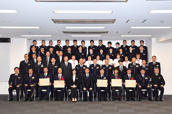 自衛隊大阪大規模接種会場　任務完了式