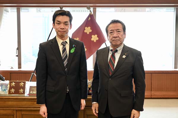 沖縄県沖縄市長からの表敬・要請