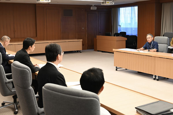 沖縄県知事からの要請
