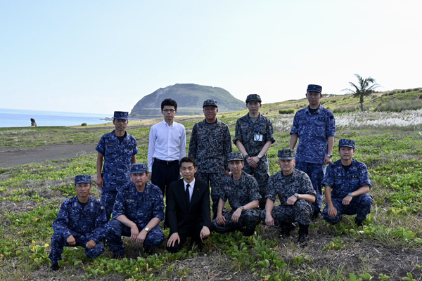 硫黄島視察