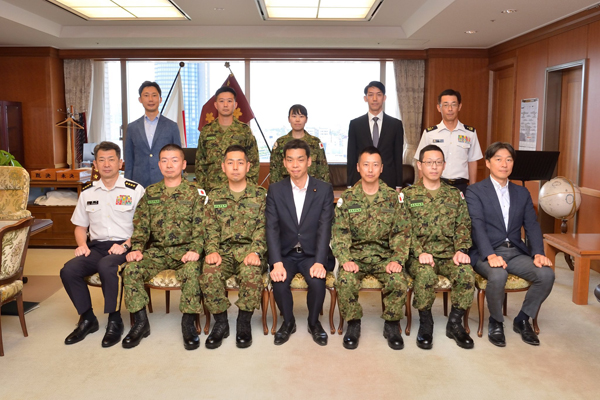 パプアニューギニア派遣自衛官の激励