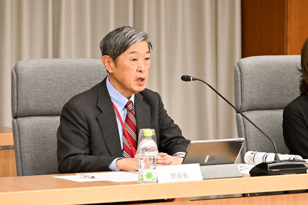 防衛力の抜本的強化に関する有識者会議への出席