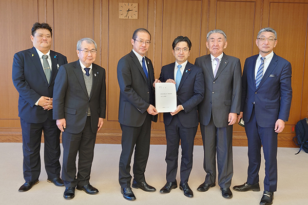 鹿児島県さつま町長及び同町議会副議長等からの要請