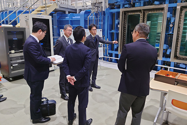 防衛装備庁艦艇装備研究所の視察
