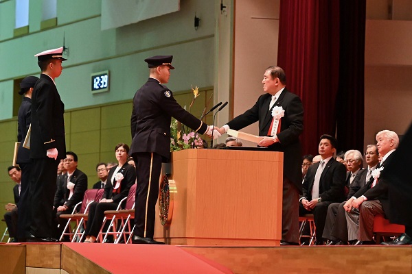 防衛大学校卒業式