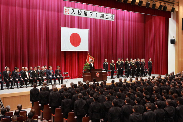 高等工科学校入校式への出席
