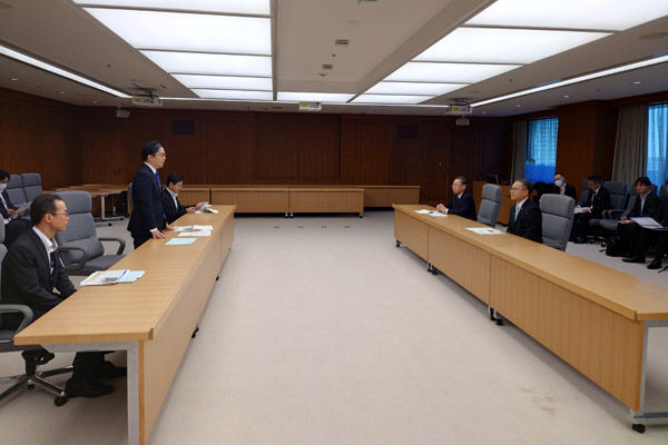 長崎県知事及び同県議会議長からの要請