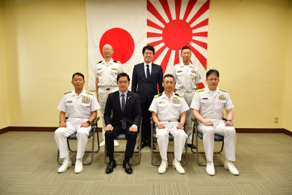 部隊視察