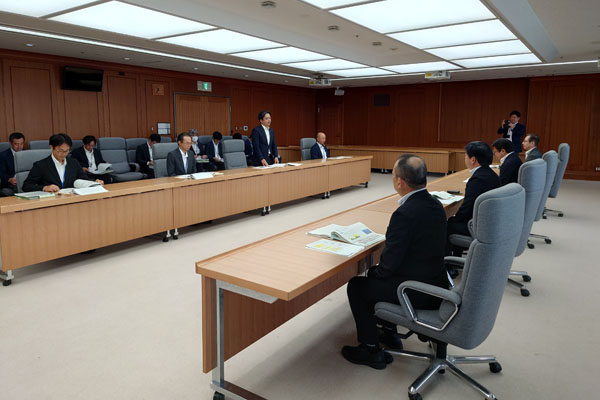 長崎県佐世保市長及び同市議会議長等からの要請