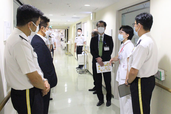 自衛隊阪神病院の視察