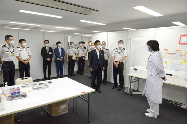 自衛隊大阪大規模接種会場の視察