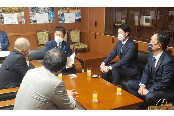北海道旭川市長等からの表敬