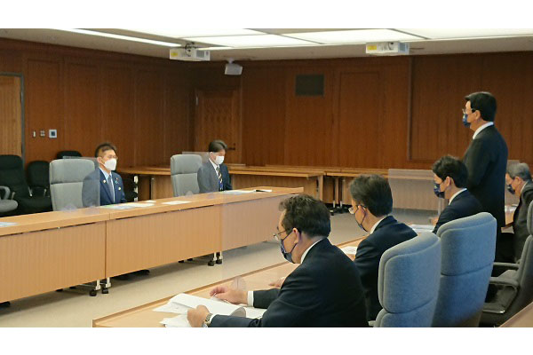 北海道基地協議会からの表敬